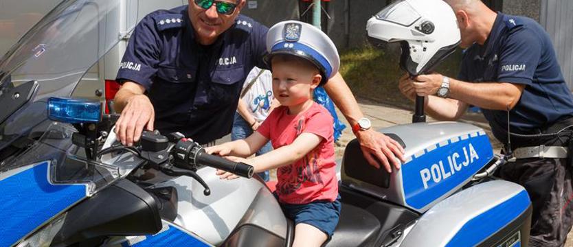 Zabawa w INKU. Moda na motoryzację