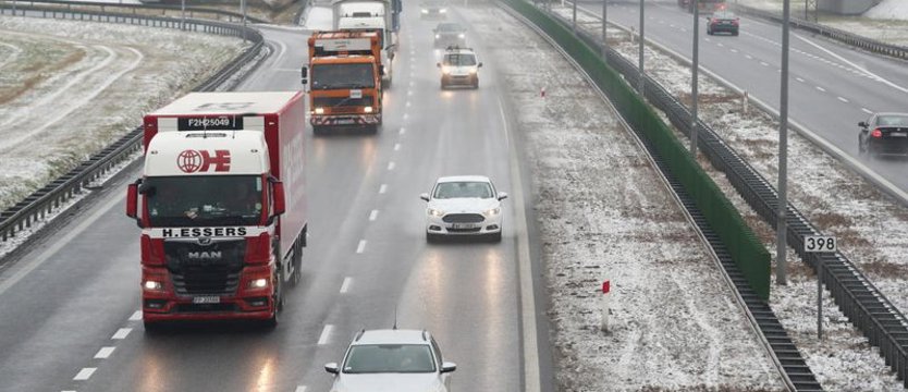 "Stop agresji drogowej".  Wpłynęło ponad 28 tys. zgłoszeń