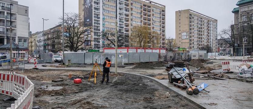 Nowa aleja Wojska Polskiego nabiera kształtów