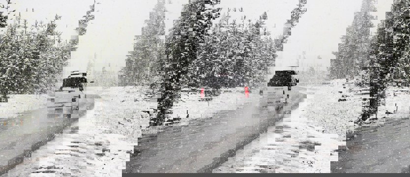 Uwaga na deszcz ze śniegiem i marznące opady w całym województwie