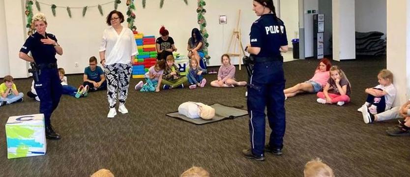 O bezpieczeństwie na wakacjach. Policja odwiedziła półkolonie
