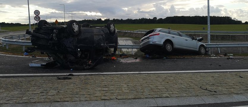 Wypadek na obwodnicy Gryfic. Jedna osoba nie żyje, 8 rannych