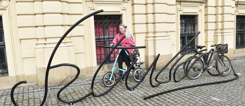 Stojaki rowerowe inspirowane Wyspiańskim