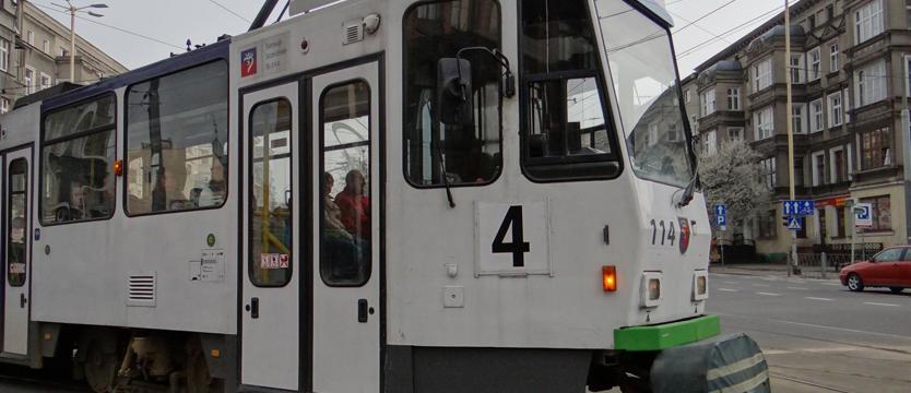 Tramwaje inaczej i autobusy zastępcze