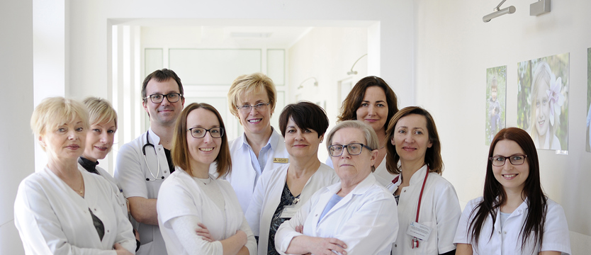 Międzynarodowa współpraca, uratowane dzieci