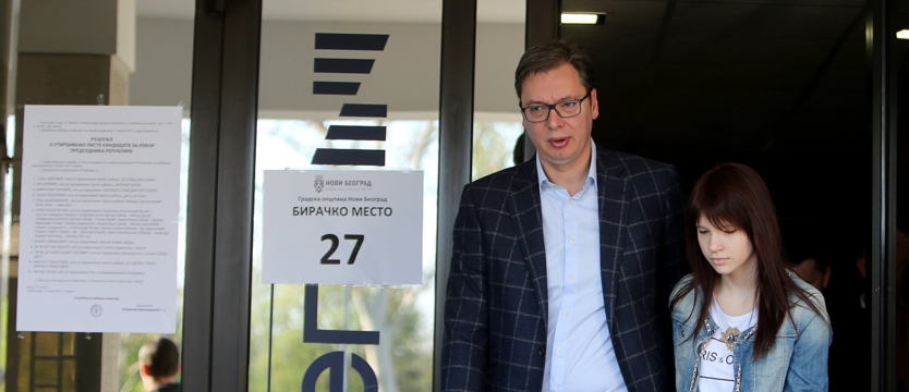 Serbia: premier Vuczić wygrywa wybory prezydenckie
