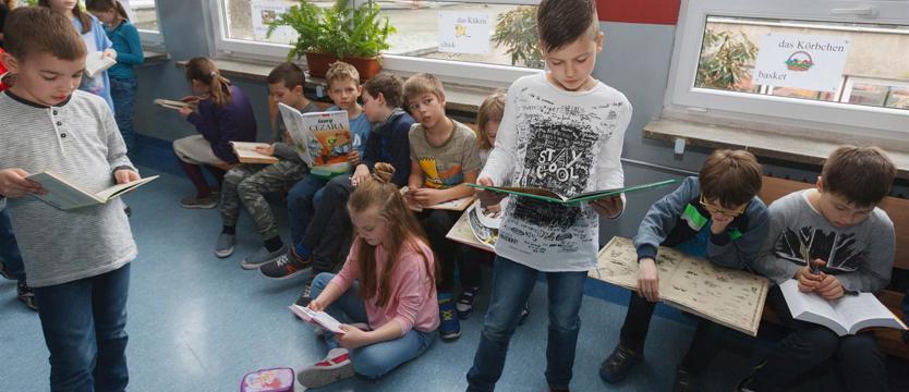 702 czytających na przerwie