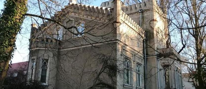 Zabytkowy pustostan wciąż do wzięcia. Do sześciu razy sztuka?