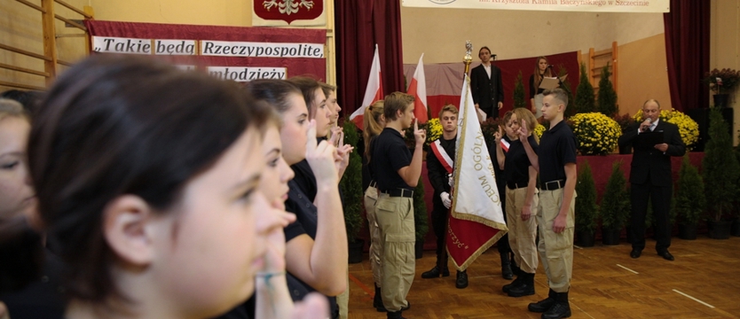 VII LO zaprasza