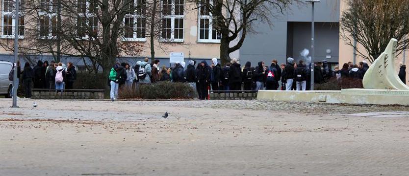 Wygrały papierosy. Pomysł dyrektorki szkoły nie spodobał się radnym