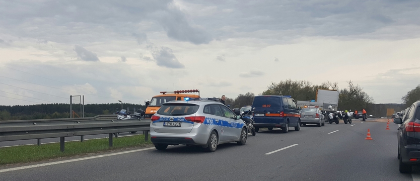 Pęknięta opona wstrzymała ruch pociągów