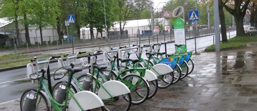 Niebezpieczne ślepe rowerowe pole