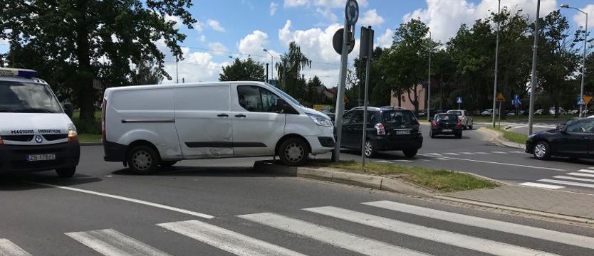 Bus na latarni
