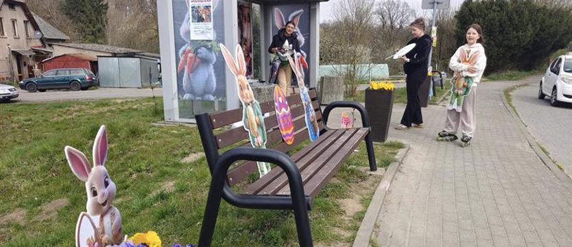 Przystanek w zającach i pisankach