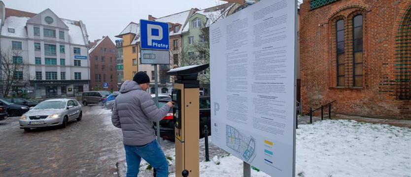 Strefowe podziały. Nie patrzą na znaki – płacą
