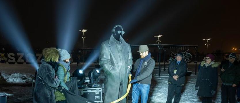 Pomnik odsłonięty - oto Krzysztof Jarzyna ze Szczecina