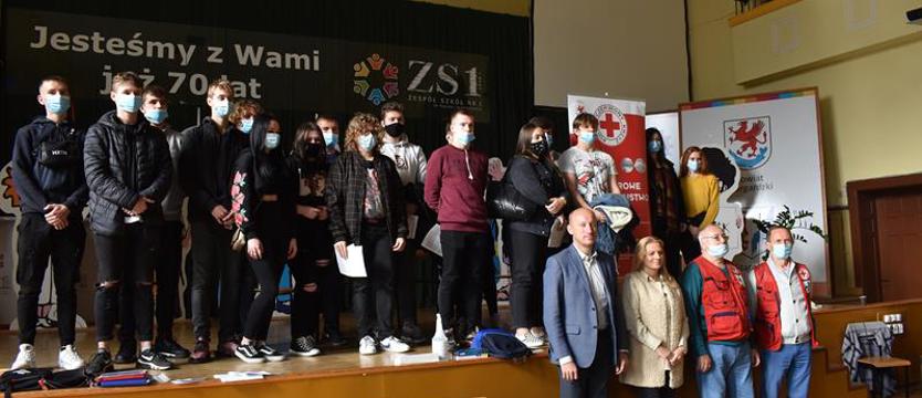 Oddają krew od 10 lat. Brawa dla młodzieży ze Stargardu!