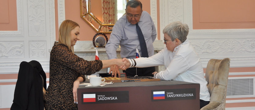 Warcaby. W walce o mistrzostwo świata prowadzi Natalia Sadowska