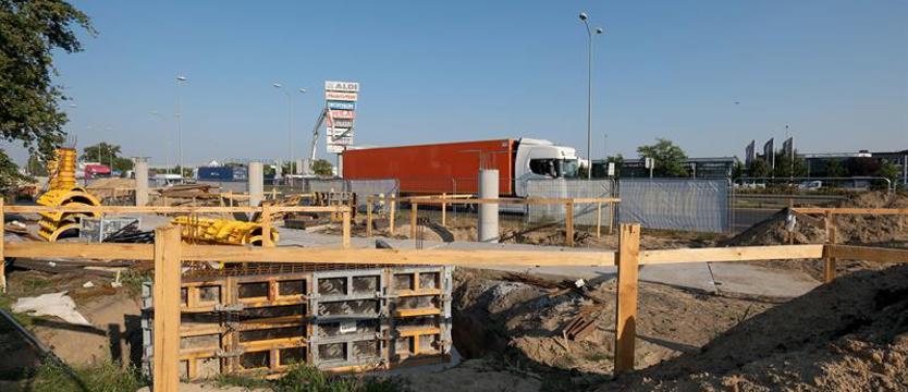 Postępują prace przy ul. Struga