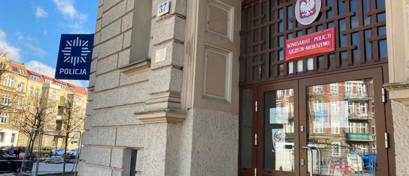 Złodziej ze szpitalnych korytarzy. Policja szuka poszkodowanych