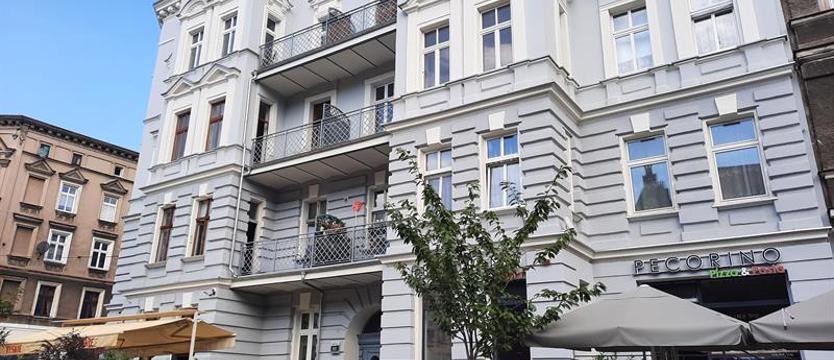 Fasada, która znowu zachwyca. Odnowiono historyczne elementy