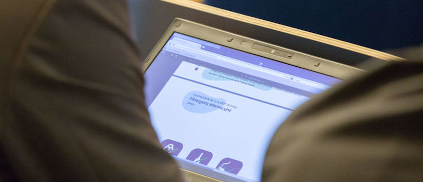 Dlaczego irytują nas reklamy internetowe?