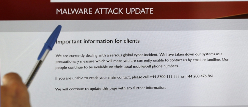 W Polsce nie podwyższamy stopnia alarmowego w związku z cyberatakami