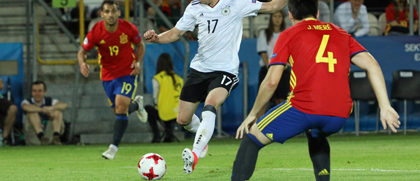 Piłka nożna. Niemcy lepsi w finale od Hiszpanów