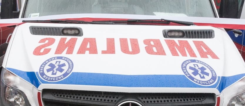 Przygnieciony przez auto