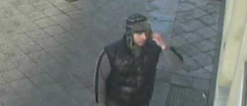 Oblał mężczyznę żrącą substancją. Policja szuka świadków