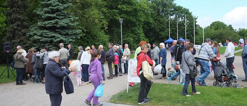 Wojna z torbą foliową