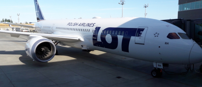 Ósmy dreamliner PLL LOT jest już w Warszawie
