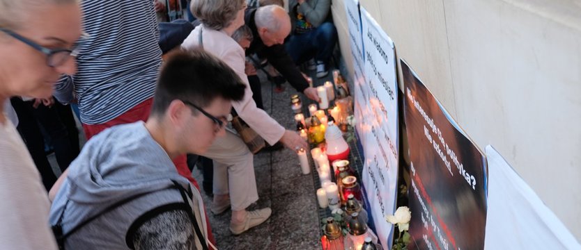 Protest przed sądem