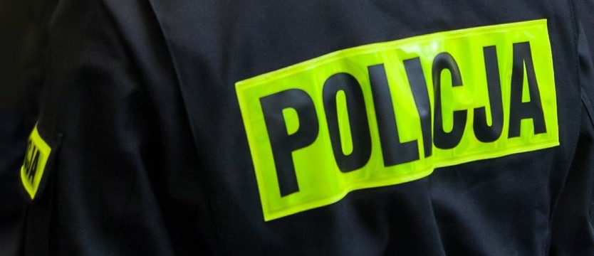 Z nożem na policjanta