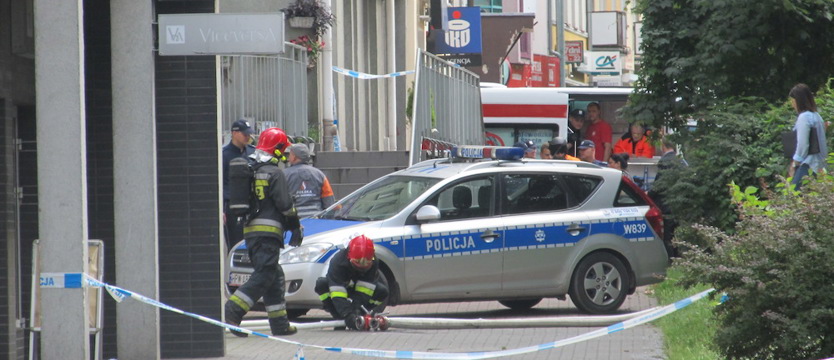 Zamknął się w sklepie i groził wybuchem gazu