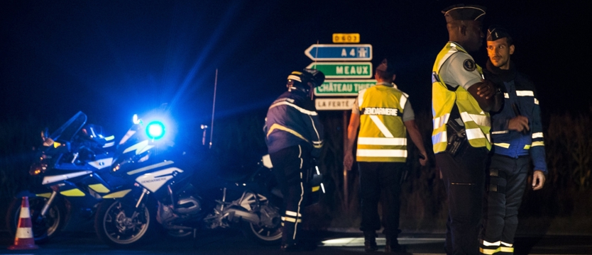 Auto staranowało pizzerię. Nastolatka zginęła, 12 rannych