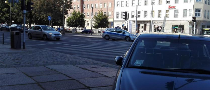 On parkuje - oni jadą