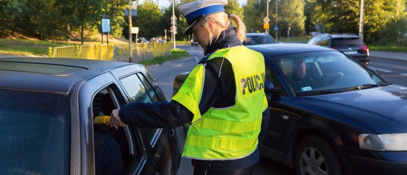 Będą sprawdzać pieszych i kierowców