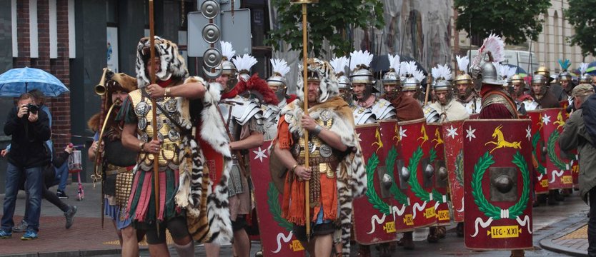 Rzymski legion ruszył na plażę