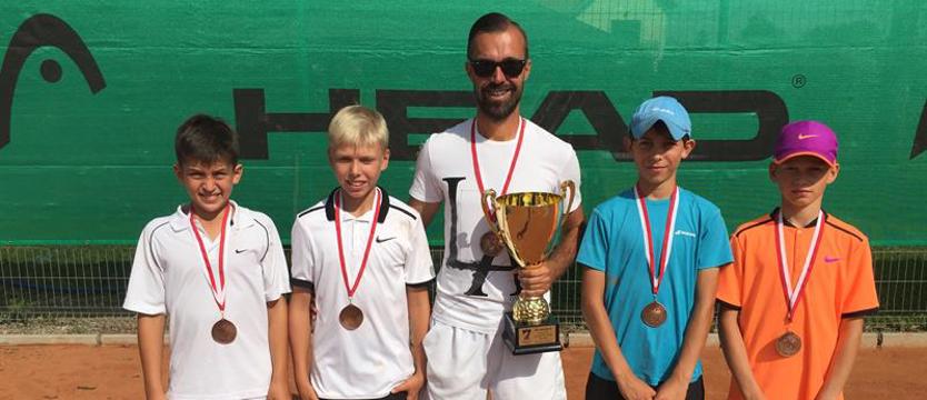 Tenis. Profesjonalna grupa