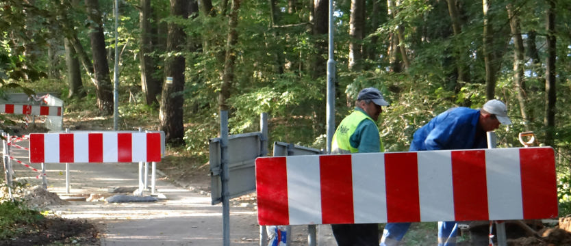 Z kanalizy mniej odorów, montują filtry