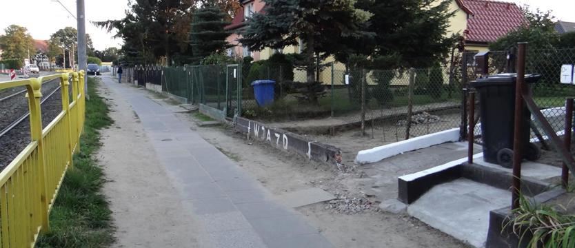 Mieszkańców ul. Kwiatowej bój o płoty