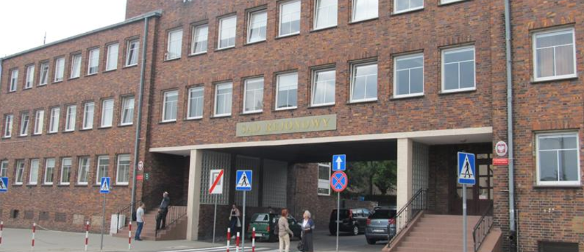 Ranni pracownicy cukrowni. Mechanik przed sądem