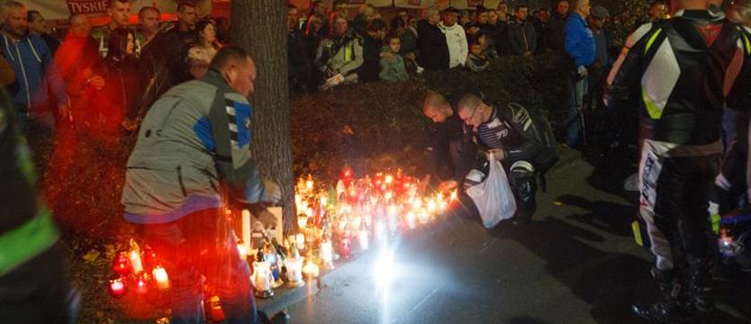 Motocykliści koleżance