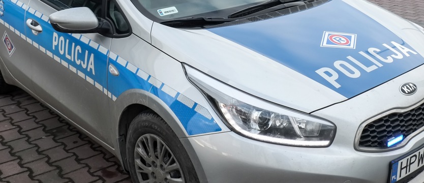 Policjanci pomogli dowieźć chorego do szpitala