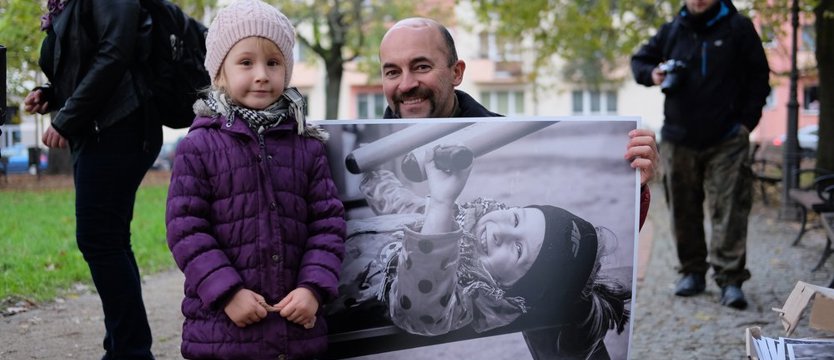 Z fotografią do ludzi