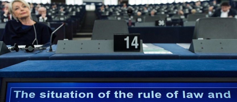 Europosłowie PiS opuścili debatę
