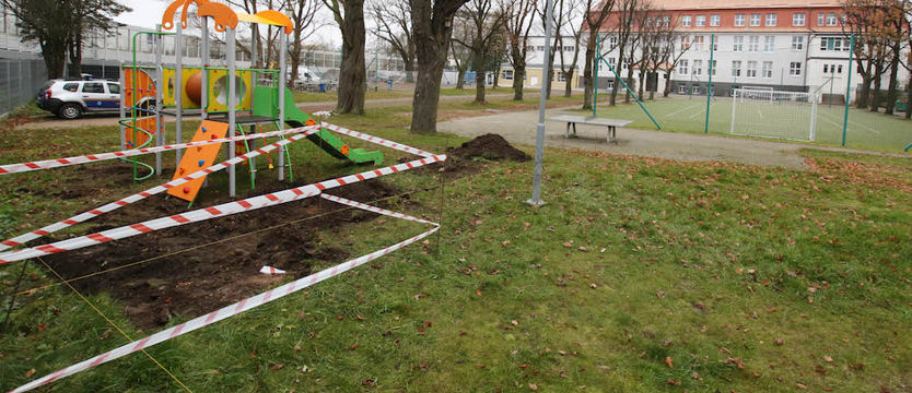 Niewybuch koło szkoły