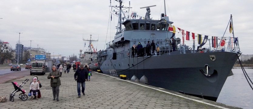Zwiedzanie okrętów przy Wałach