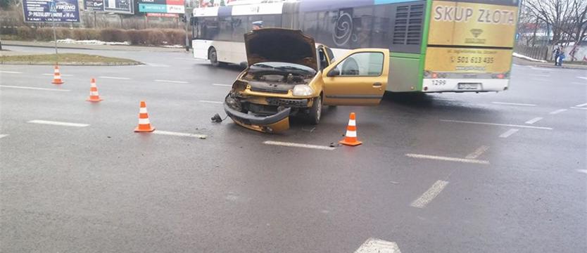 Zderzenie na 26 Kwietnia/Santockiej. Szukają kierowcy